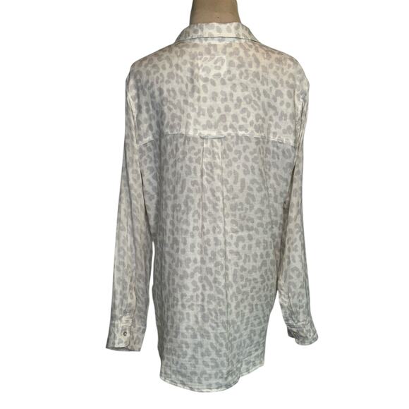 Rails Ellis Grey Jaguar Print Cotton Button Front Top Shirt Tunic size Small - Picture 2 of 16